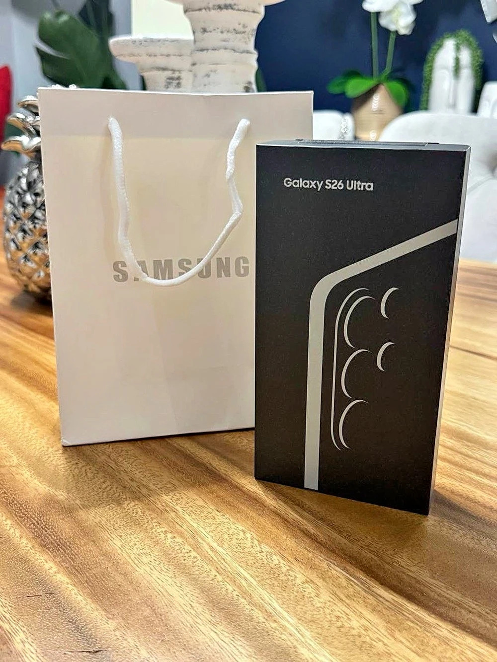 Samsung Galaxy S26 Ultra Retail Box Black